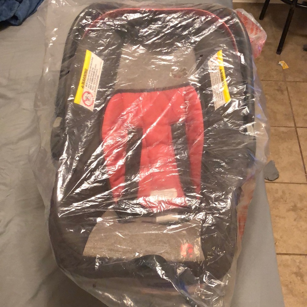 Babytrend car seat